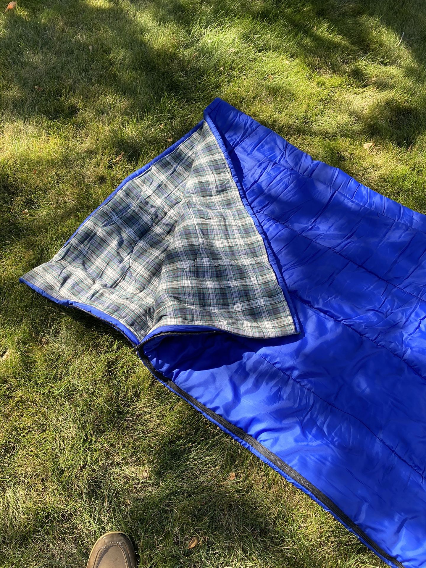 Sleeping Bag. (LL Bean) Green Plaid