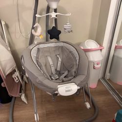 Graco Baby Swing 