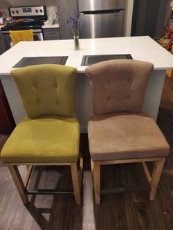 Counter topp height chairs
