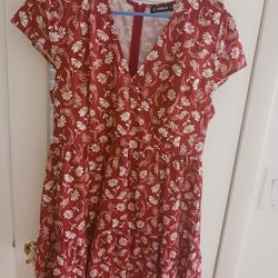 RED, FLORAL PRINT, V FRONT, CAP SLEEVES, ZIPPER CLOSURE, LADIES DRESS, SZ LARGE