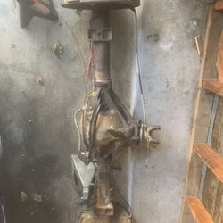 14 Bolt Rear End Full Float. 