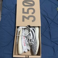 Adidas Yeezy Boost 350 V2