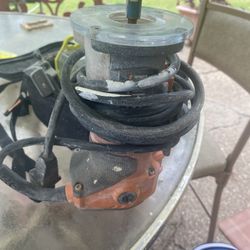 Ridgid Router With A Few Extra bits 