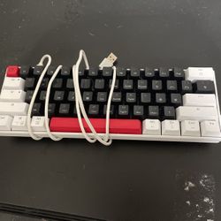 Gaming Keyboard With Blue Switches 60%