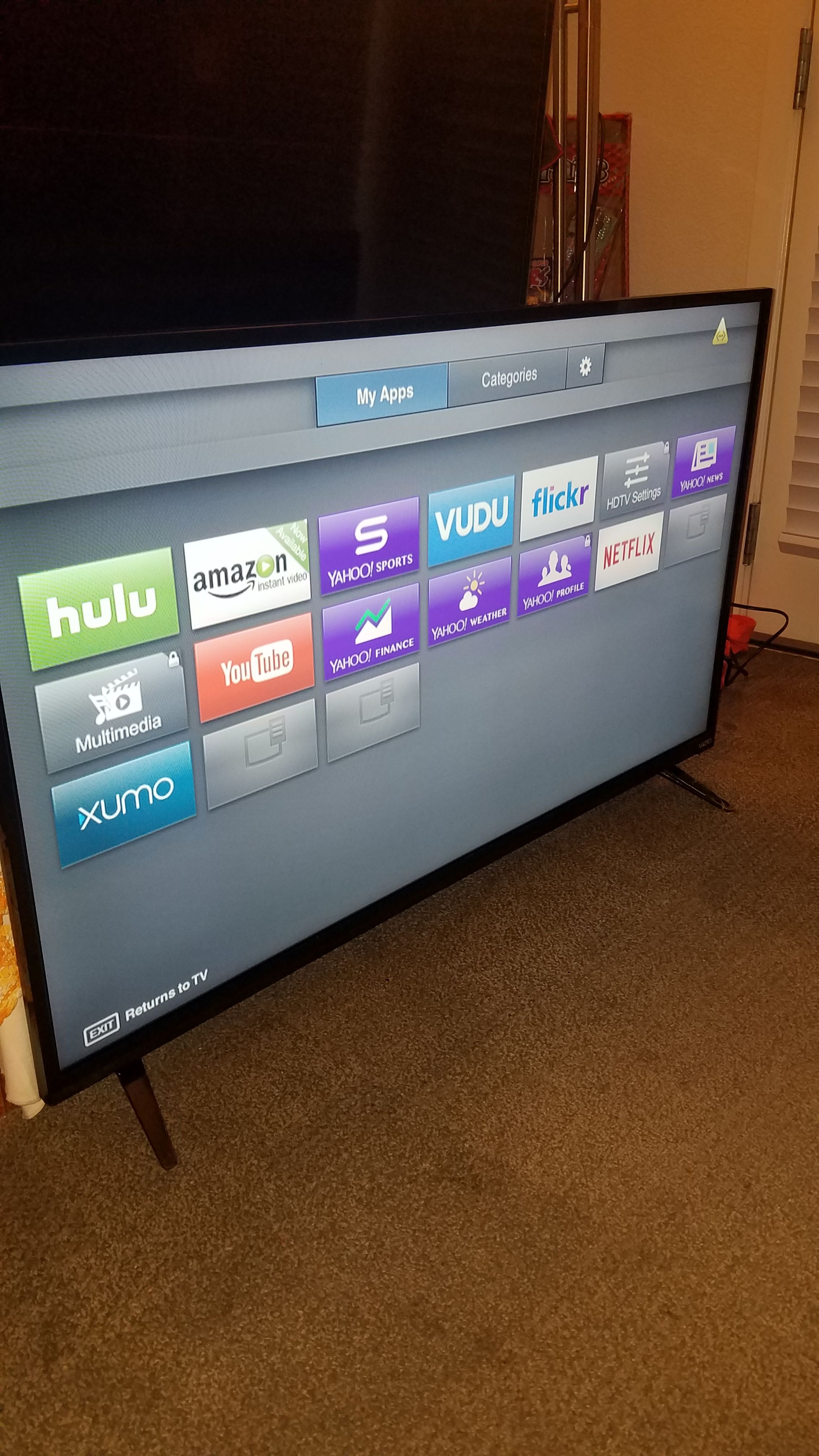 AS IS NO SOUND.60"Vizio Led Smart TV wi-fi clear Motion 120hz