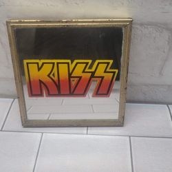 Vintage Kiss - Mirror