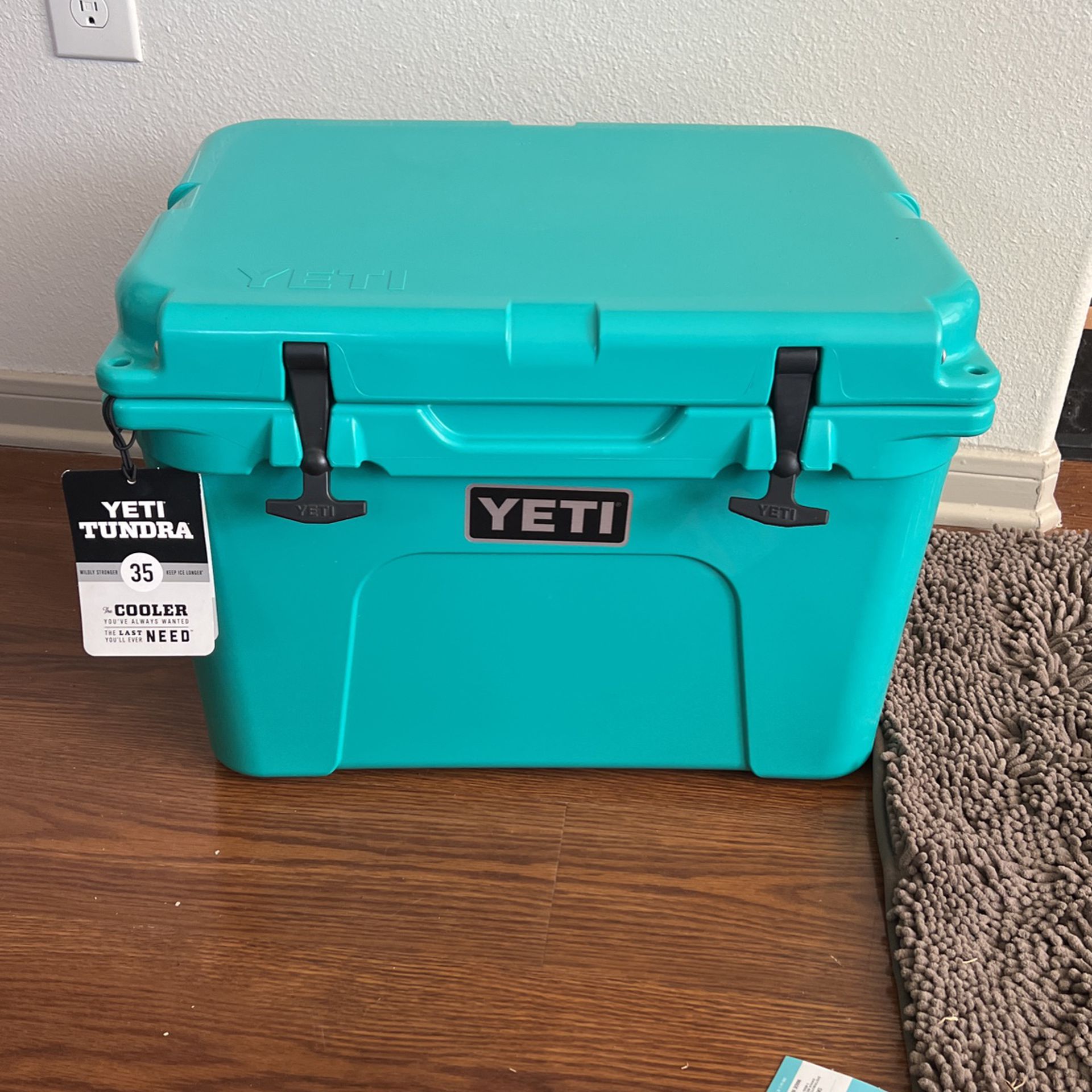 ️Brand New Yeti Tundra 65-Blue️ for Sale in Houston, TX - OfferUp
