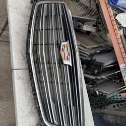 Cadillac XT5 Grille Oem