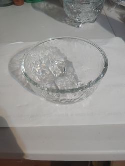 Small glass molcajete