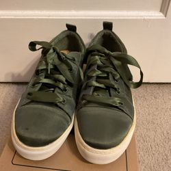 Dirty Laundry Olive Green Sneakers