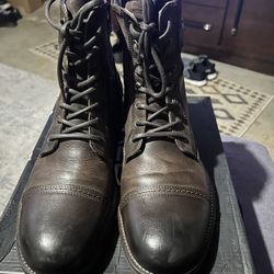 Aldo’s Nactaire-28 Like New