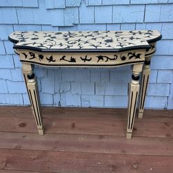 Decorative Entryway Table 