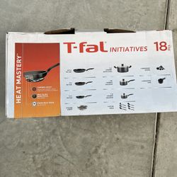 T-fal 18 Piece Nonstick Cookware Set