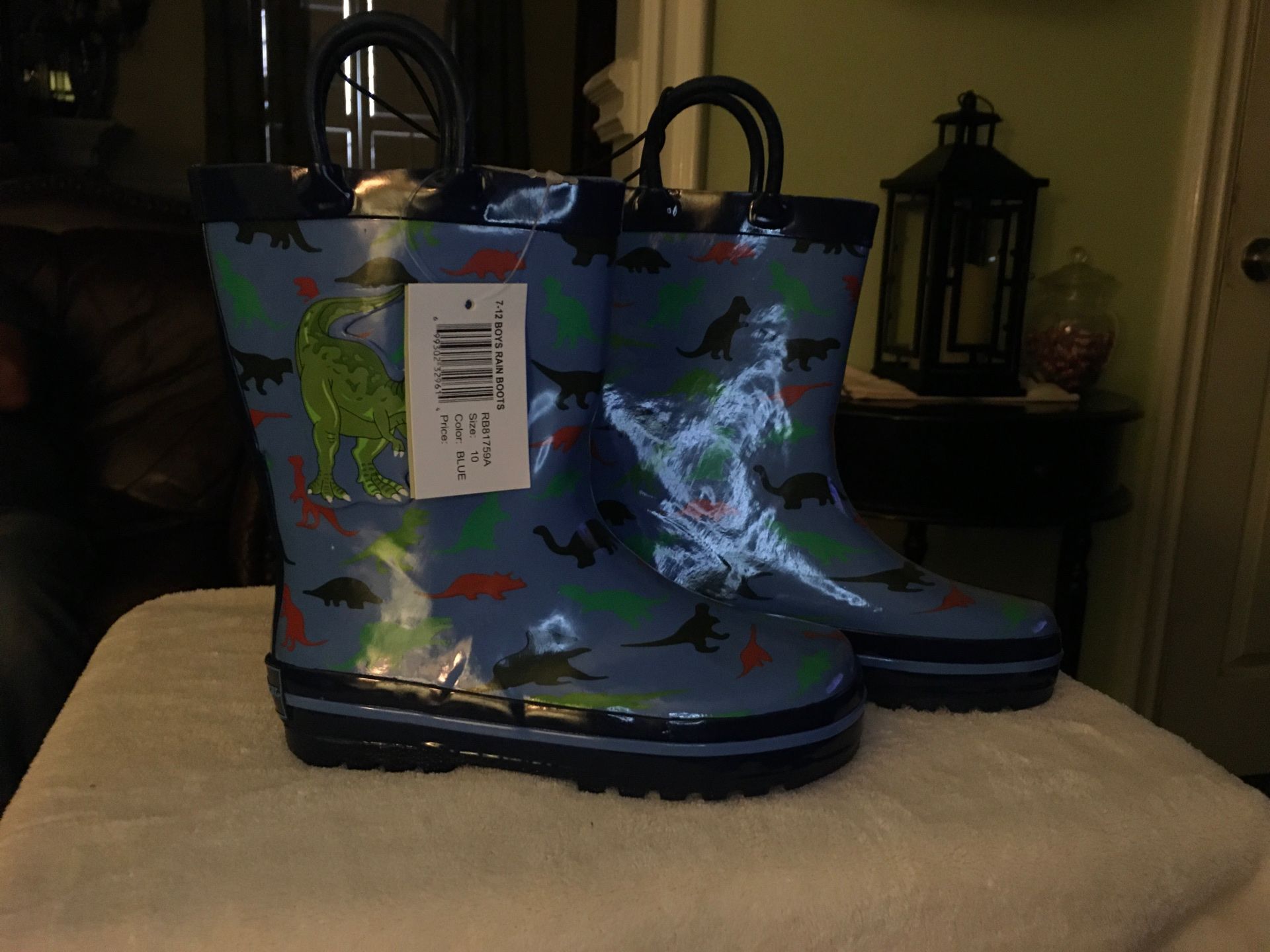 NEW DINOSAUR RAIN BOOTS SIZES AVAILABLE Toddler 8,9,10 one in each size available