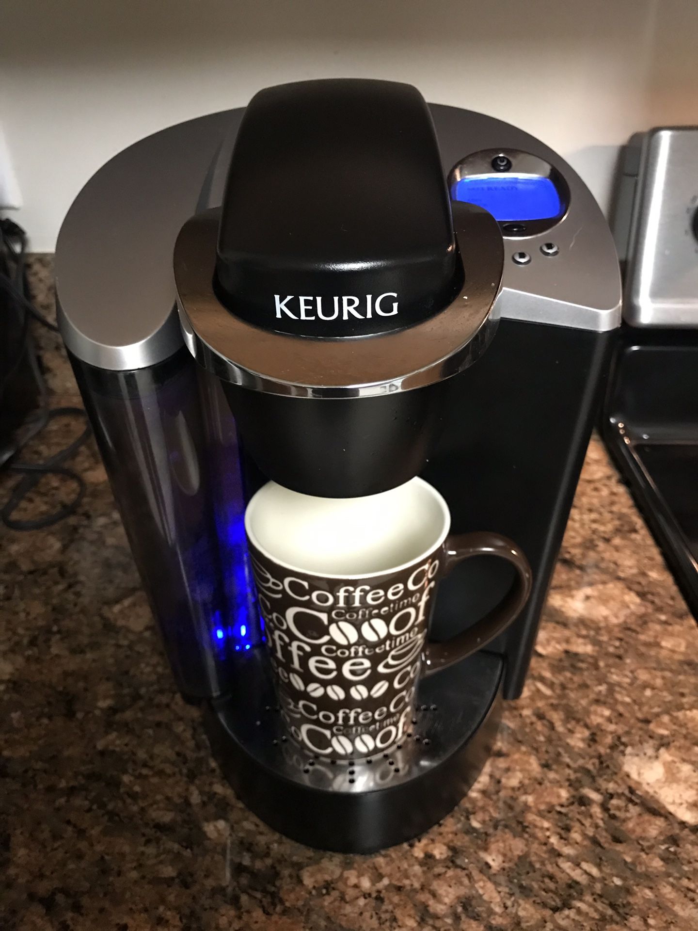 KEURIG Coffee Maker