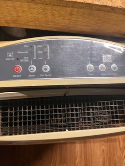 Ai conditioner stand up