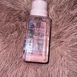 Facial Toner🎀
