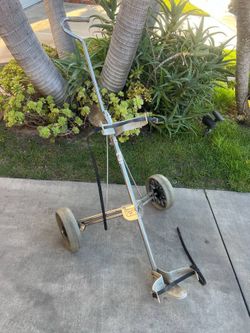 └➤➤➤ Golf Cart | 3-Wheel Push Cart