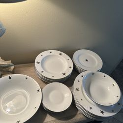 IKEA 26 Piece Dish Set