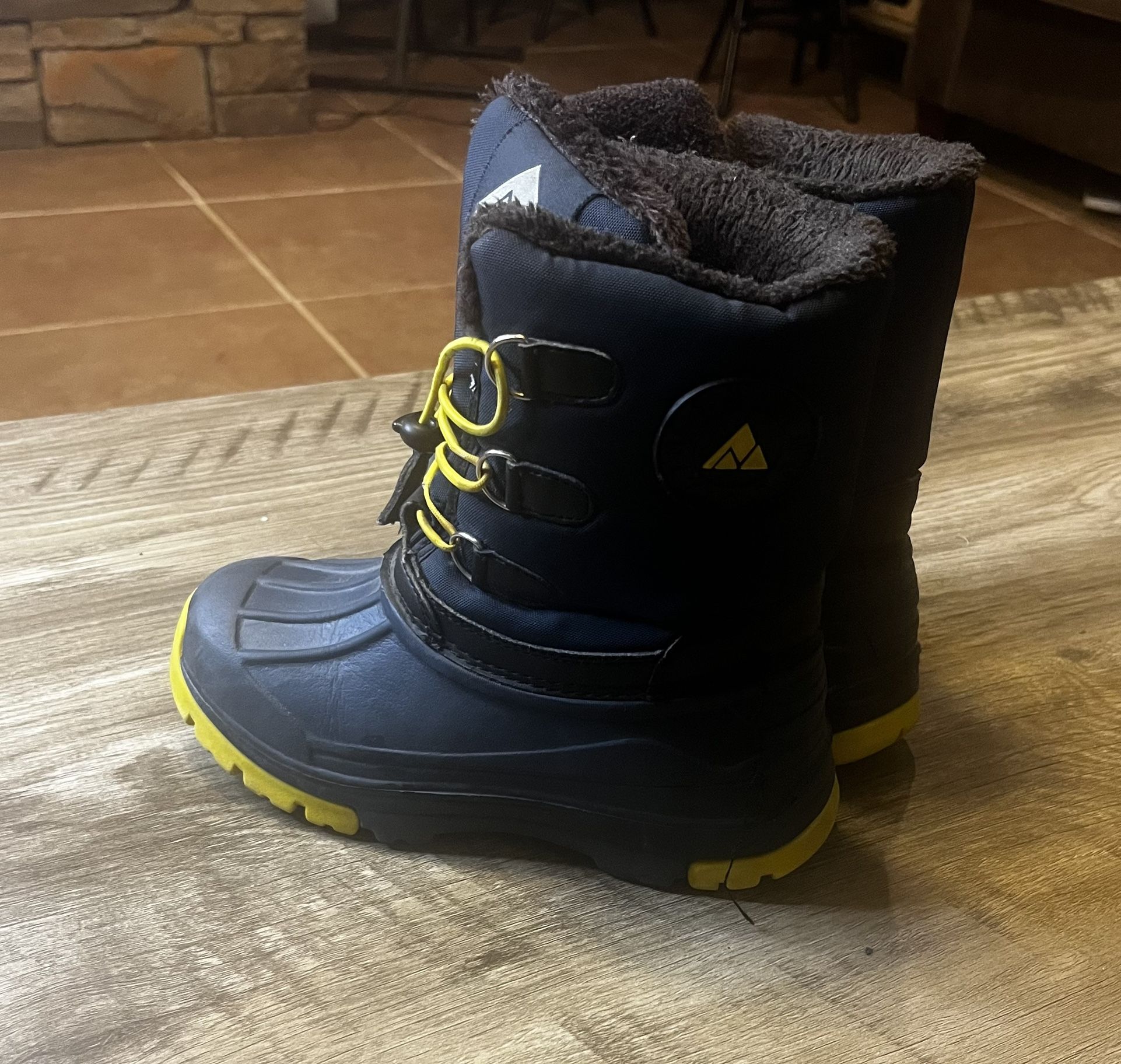 Kids Snow Boots Blue Size 2-3