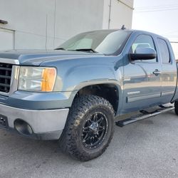 2009 GMC Sierra SLT 4x4 Clean Title Pick Up 