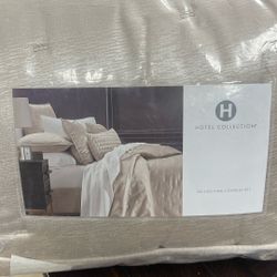 Hotel Collections Quilted King Coverlet Set