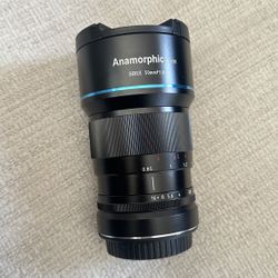 SIRUI 50mm F1.8 1.33X APS-C Anamorphic Lens for E Mount, Blue Flare