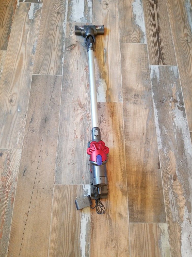 Dyson Vacuum 