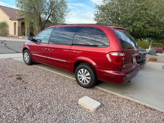 2001 Chrysler Town and Country LXI