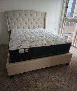 Queen Bed Frame With Mattress 