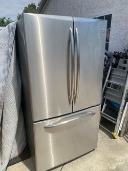 GE Stainless Steel Fridge & Freezer Combo
