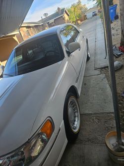 2001 Lincoln Town Car