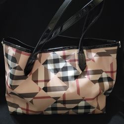Authentic BURBERRY PURSE Hobo