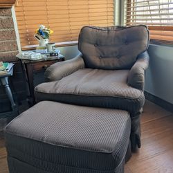 Free Brown Armchair (With Ottoman)