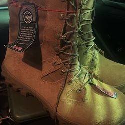 Rocky S2V Predator Military Boot