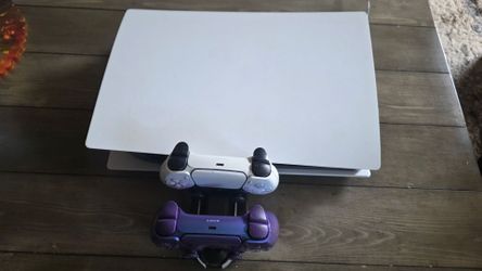 PS5 & 2 Controller