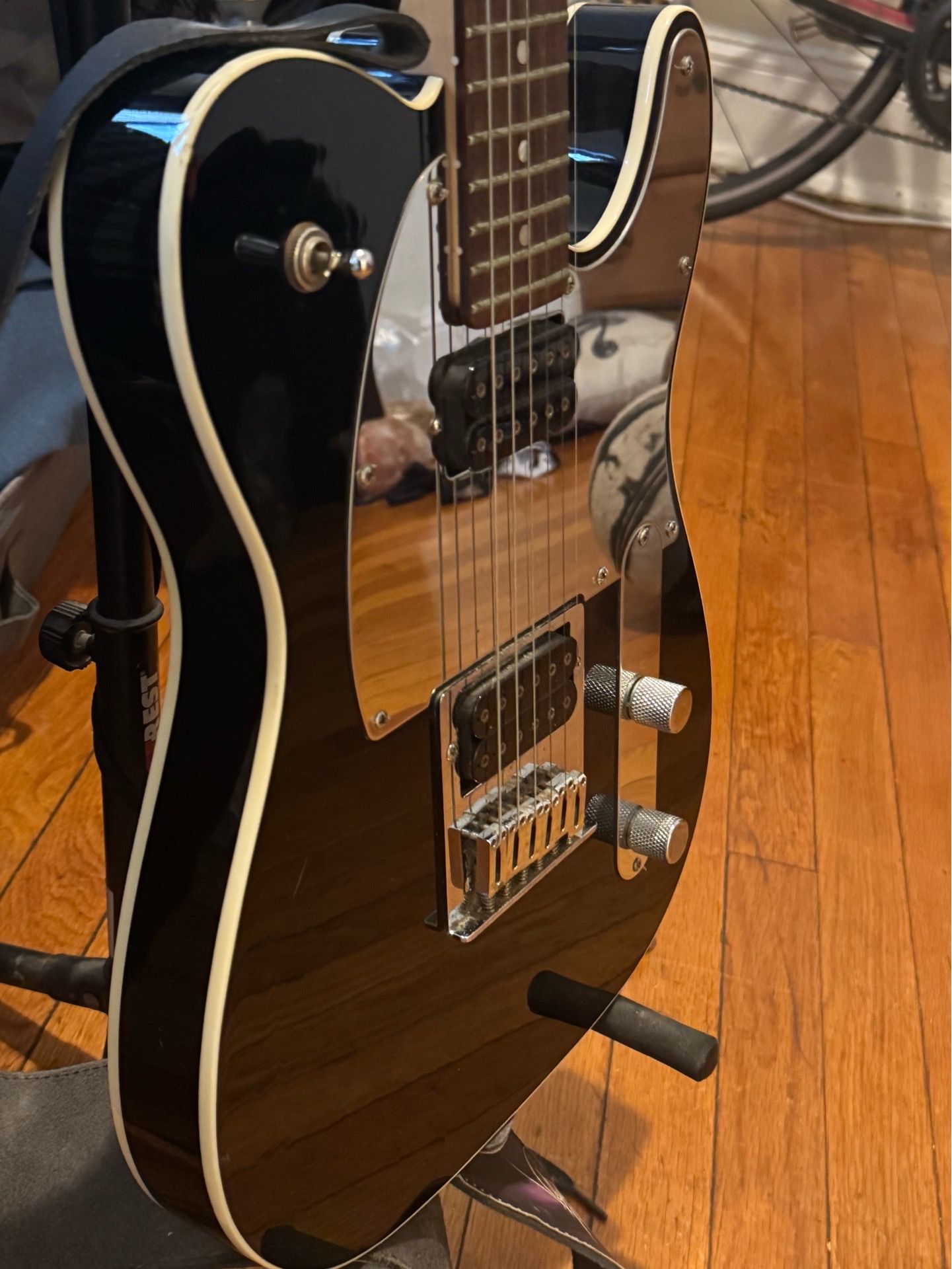 Electric guitar
