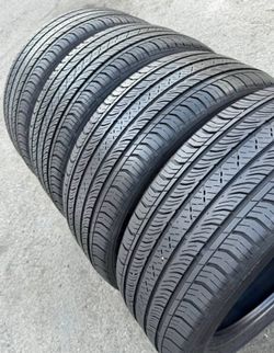 225 50 r18 Continental I'm selling this set of tires with 80% life left on all 4