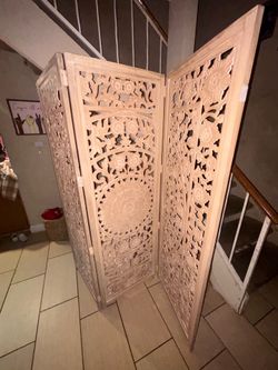 Room divider