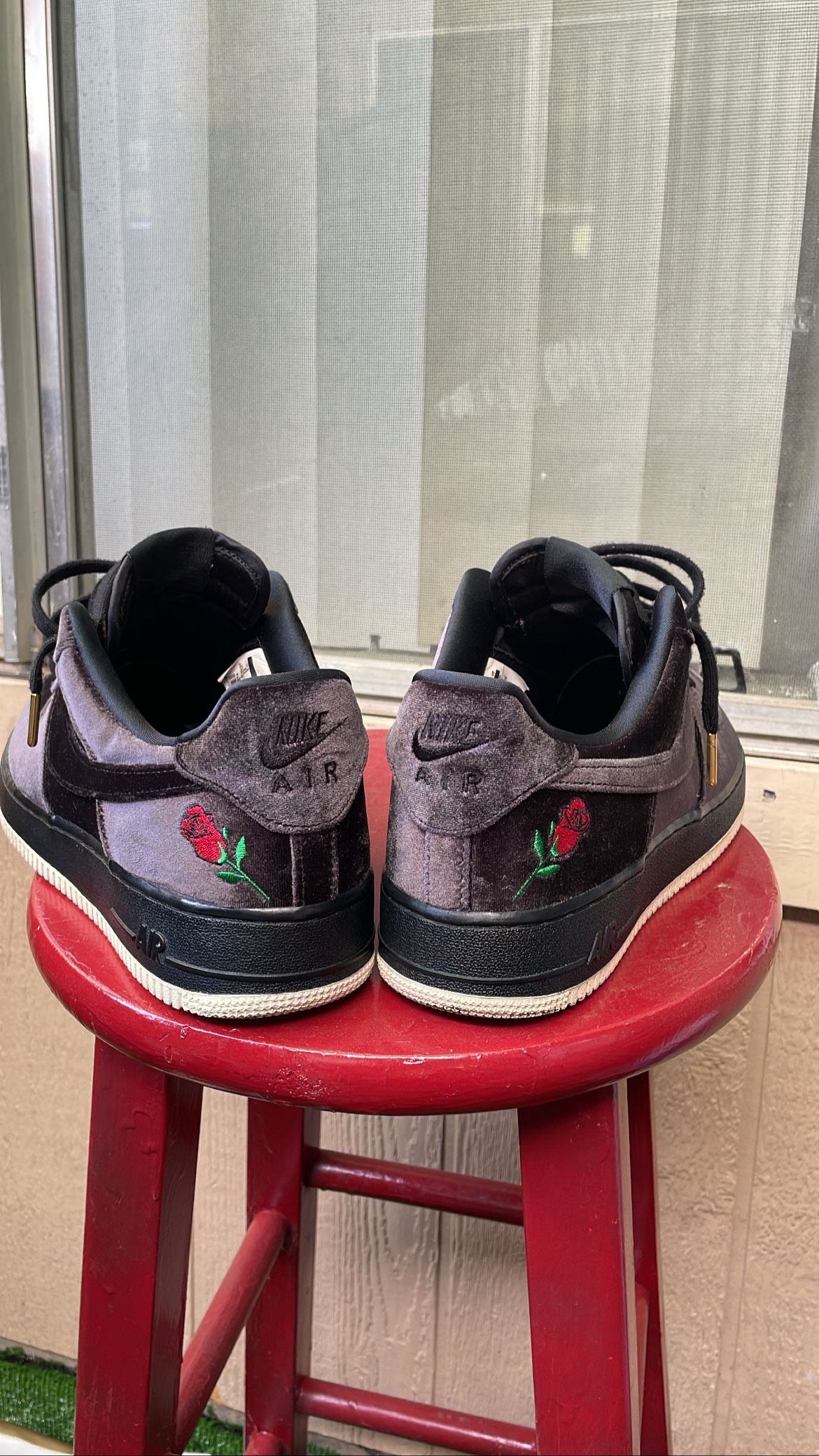 Air Force Velvet Rose