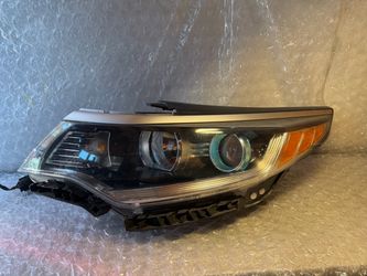 2017-2018-2019-2020 KIA OPTIMA HYBRID LEFT DRIVER SIDE HEADLIGHT  OEM