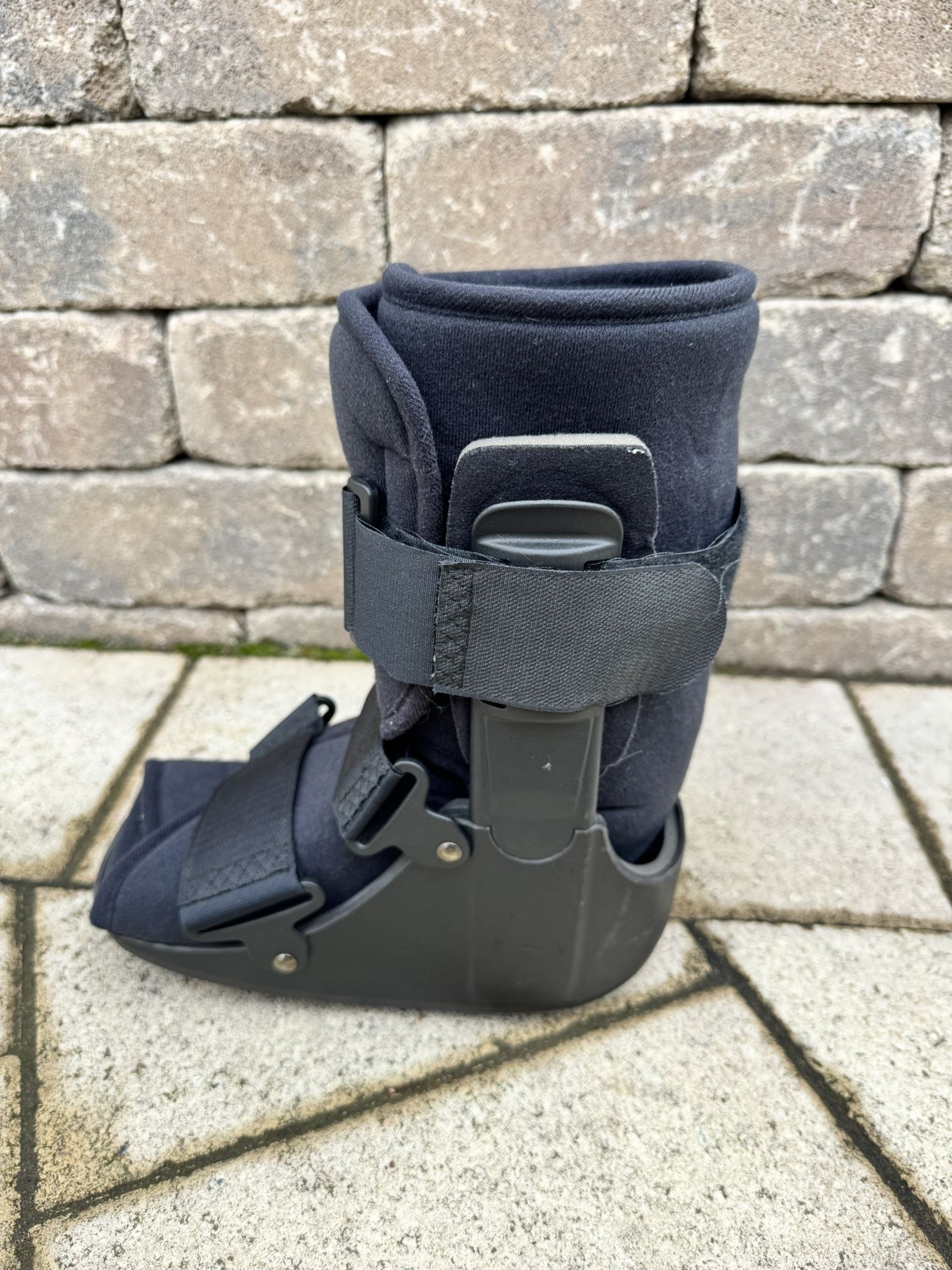 Air Cam walking Boot
