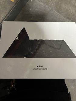 Apple Smart Keyboard iPad