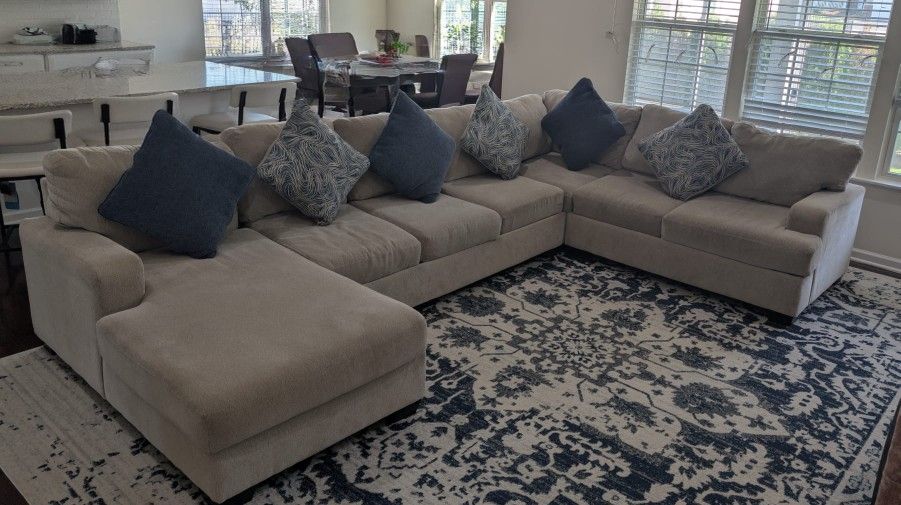 Sectional Sofa