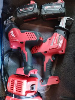 Milwaukee saws / batteries