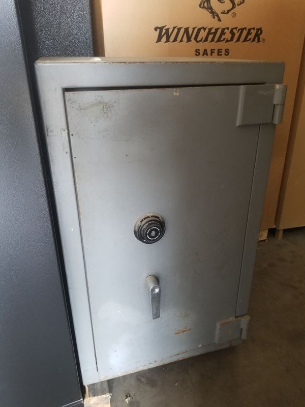 TL SAFE, GUN SAFE/JEWELRY/DOCUMENT SAFE for Sale in Keller