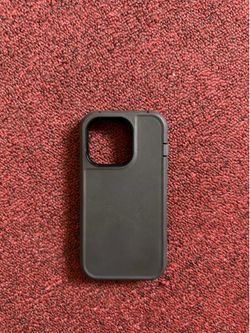 iPhone 14 Pro phone case