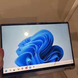 Lenovo IdeaPad Flex 5 14” 2-in-1 Laptop