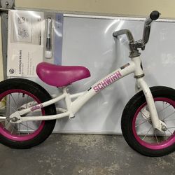 Schwinn Balance Bike 