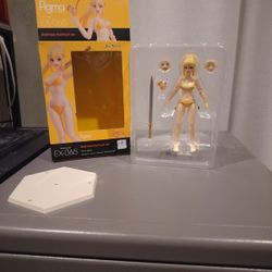Konosuba Darkness Figma (Swimsuit Ver.)